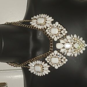White statement necklace